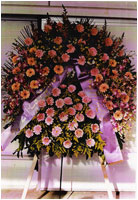 Composizione floreale funebre mod. 17
